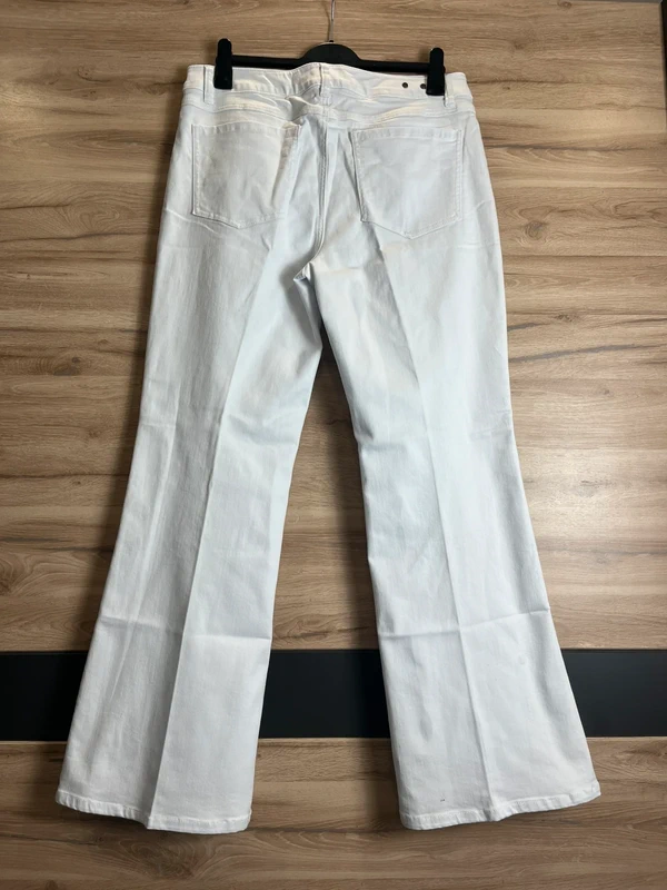 Bílé džíny Cabi — fotka 3