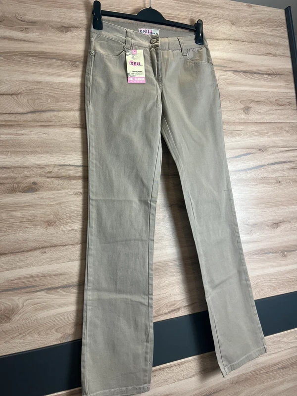 Dali Fashion kalhoty — detail