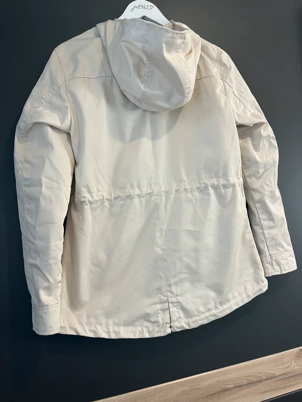 ONLY – lehká parka s kapucí (světlá béžová) — fotka 5