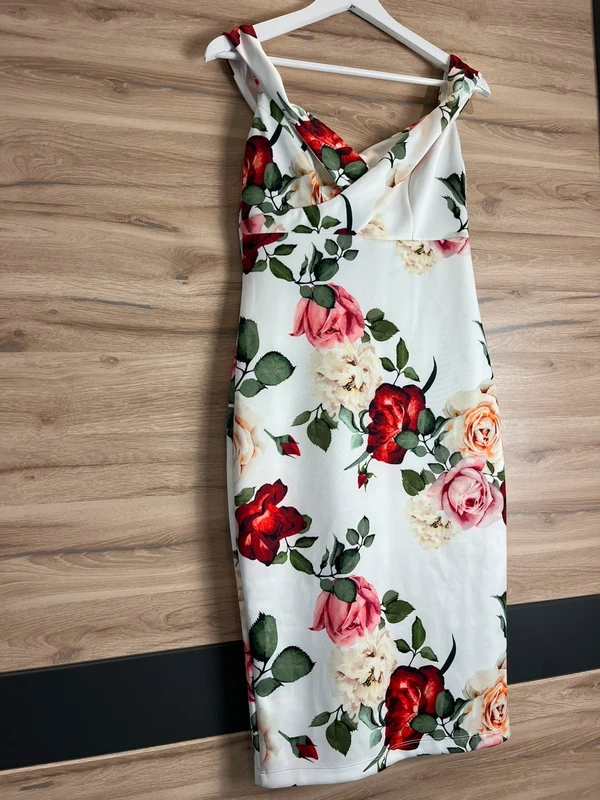 Bodyflirt Boutique – květované šaty — fotka 2