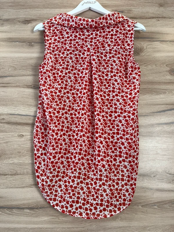 Lehká halenka bez rukávů — fotka 4