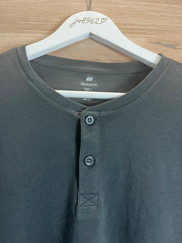 Tmavě šedé tričko s dlouhým rukávem H&M — fotka 3