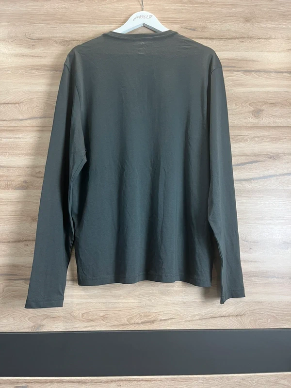 Tmavě šedé tričko s dlouhým rukávem H&M — fotka 2