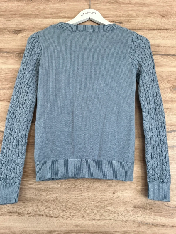 Modrý pletený svetr H&M Basic s copánkovým vzorem — fotka 3
