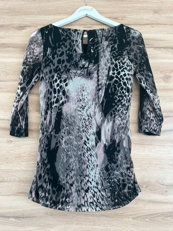 Vzorovaná halenka s 3/4 rukávem — fotka 4