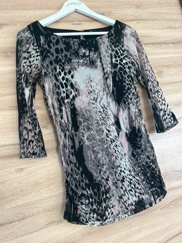 Vzorovaná halenka s 3/4 rukávem — fotka 2