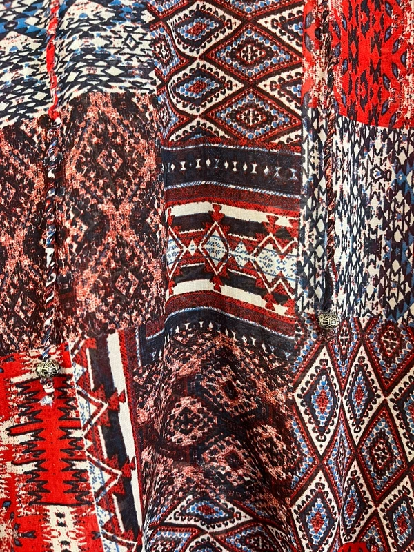 Charles Vögele vzorovaná halenka — fotka 2