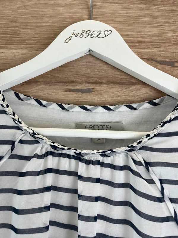 Lehká pruhovaná halenka comma — fotka 2