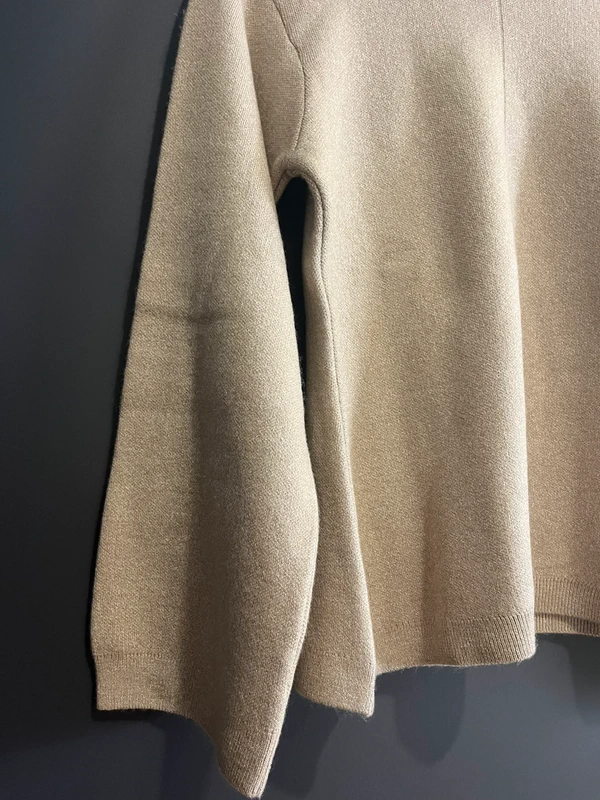 Qu Style béžový svetr — fotka 2