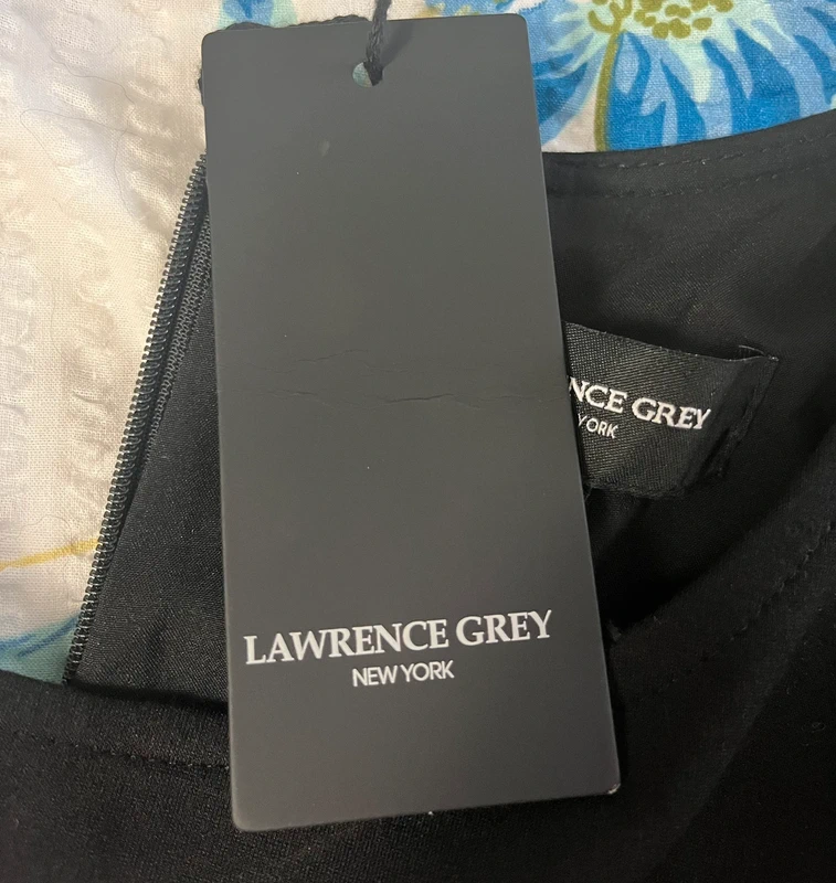 Elegantní černé šaty Lawrence Grey New York — fotka 5