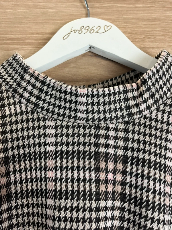 Kárované šaty — fotka 3