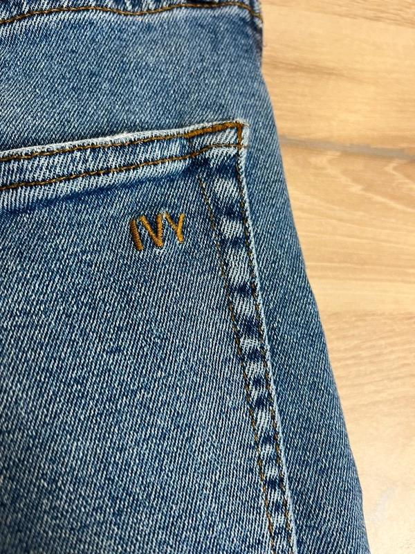Značkové džíny IVY — fotka 4
