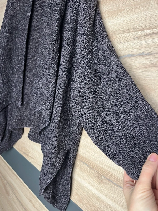 Masai splývavý kardigan / přehoz — fotka 3