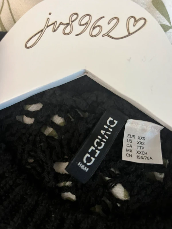 Černý háčkovaný svetr H&M Divided — fotka 4