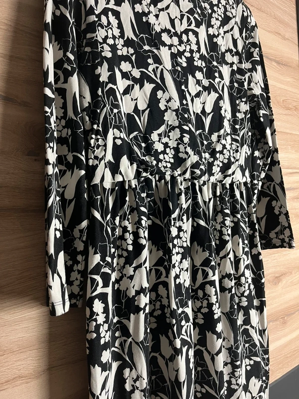 Weekend Max Mara šaty — fotka 4