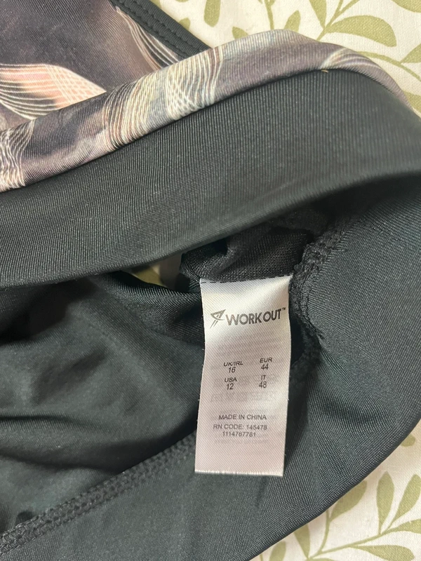 Sportovní podprsenka Workout — fotka 5