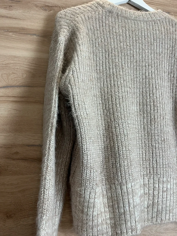 H&M svetr — fotka 4