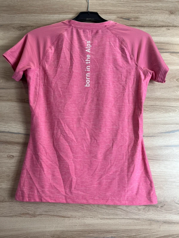 Lehké sportovní tričko v růžové — fotka 2