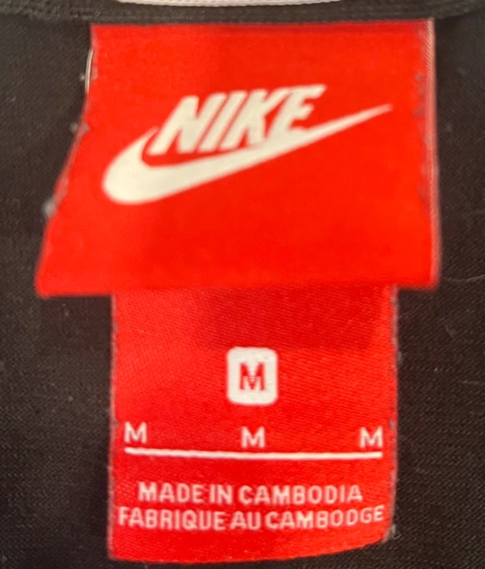 Nike tričko s velkým logem — fotka 3