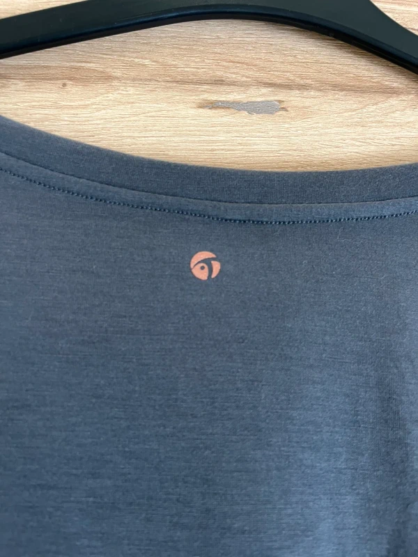 Pohodlné tričko s 3/4 rukávem v příjemném měkkém materiálu — fotka 4