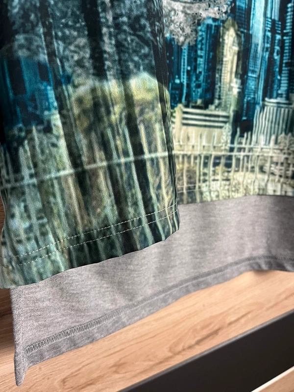 Top s potiskem šedo-tyrkysový — fotka 3