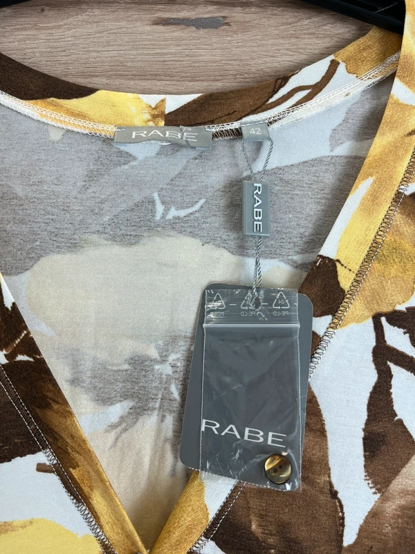 Rabe květovaná halenka v teplých tónech — fotka 5