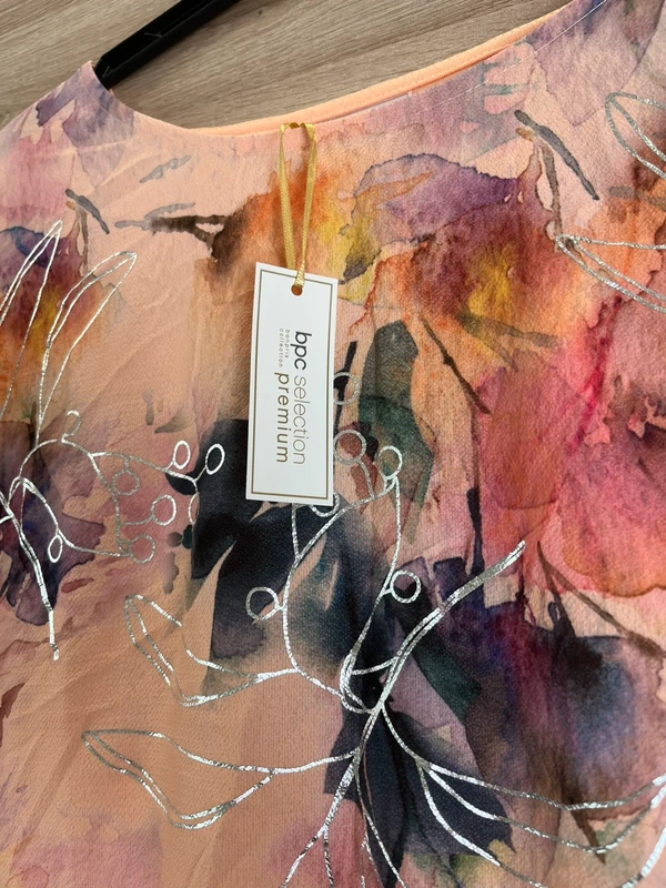 Bonprix meruňkový top s akvarelovým potiskem — fotka 4