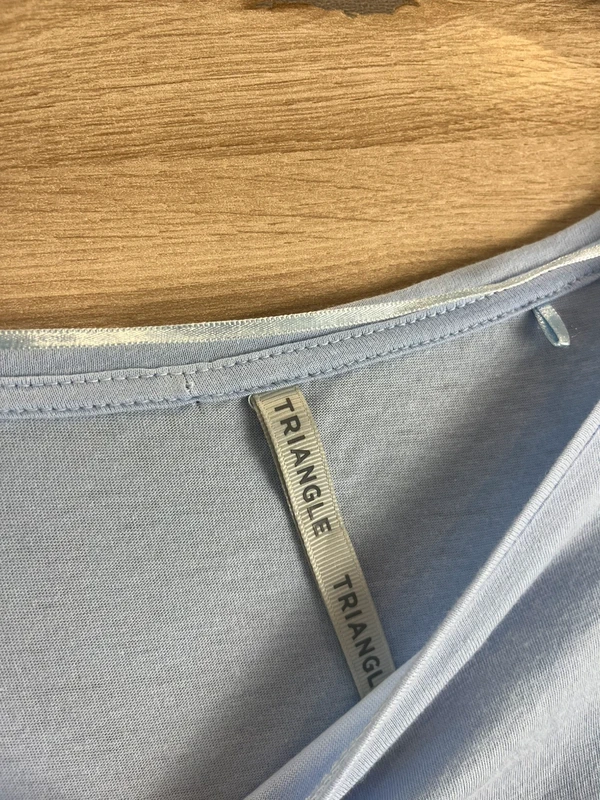 Světle modrá halenka — fotka 5