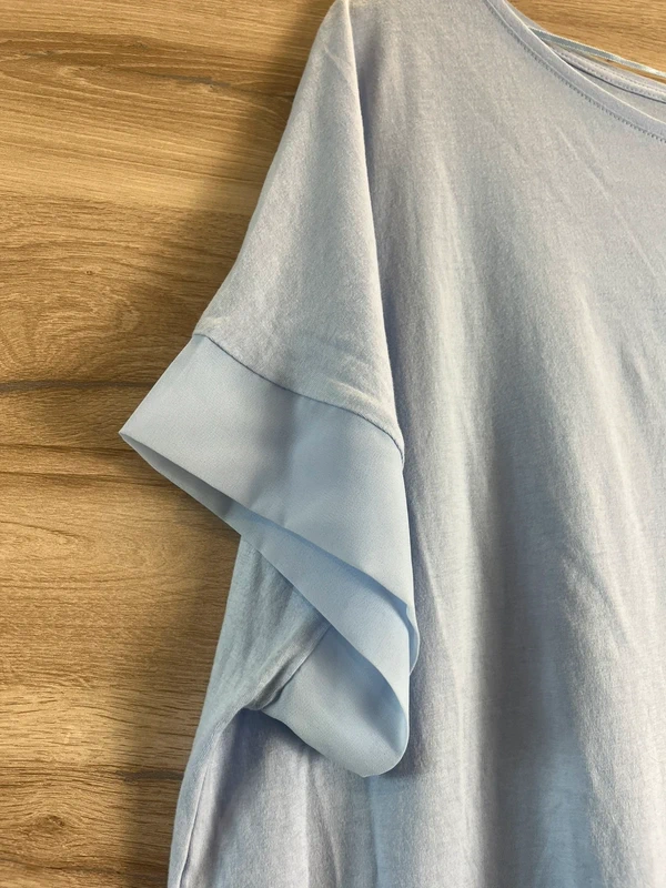 Světle modrá halenka — fotka 4