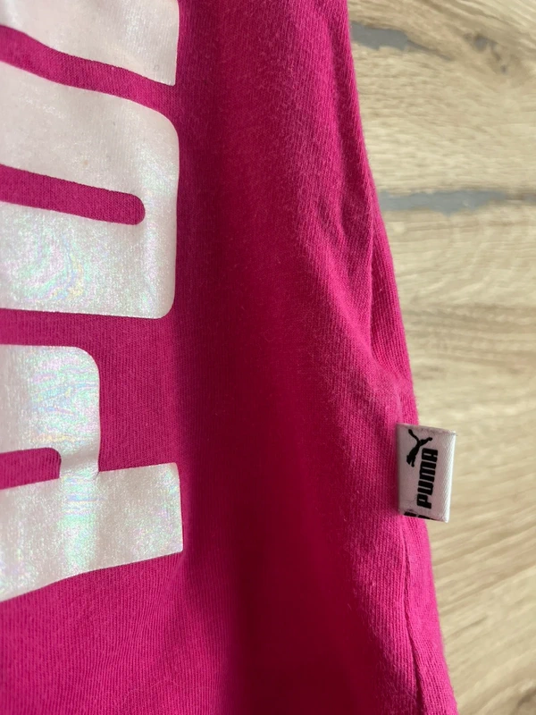 Sportovní tričko od PUMA ve výrazné růžové barvě — fotka 2