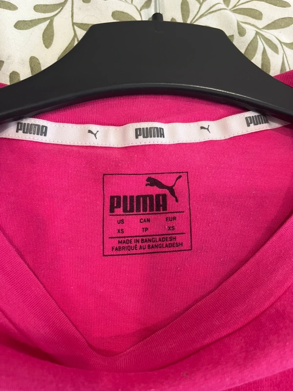 Sportovní tričko od PUMA ve výrazné růžové barvě — fotka 4